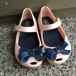 Mini Melissa toddler girls shoes with bow